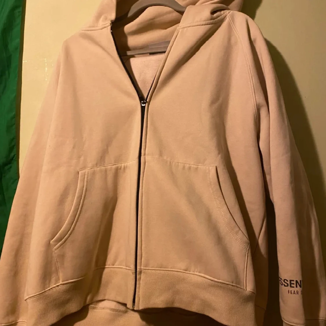 Beige hoodie från Essentials