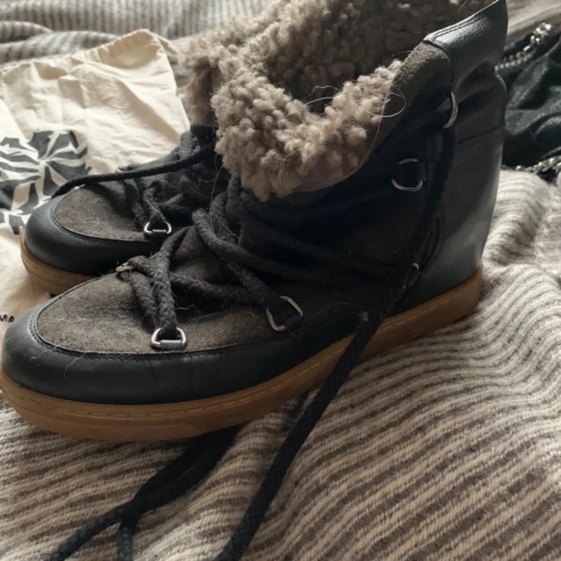 Svarta boots med foder från Isabel Marant - 90