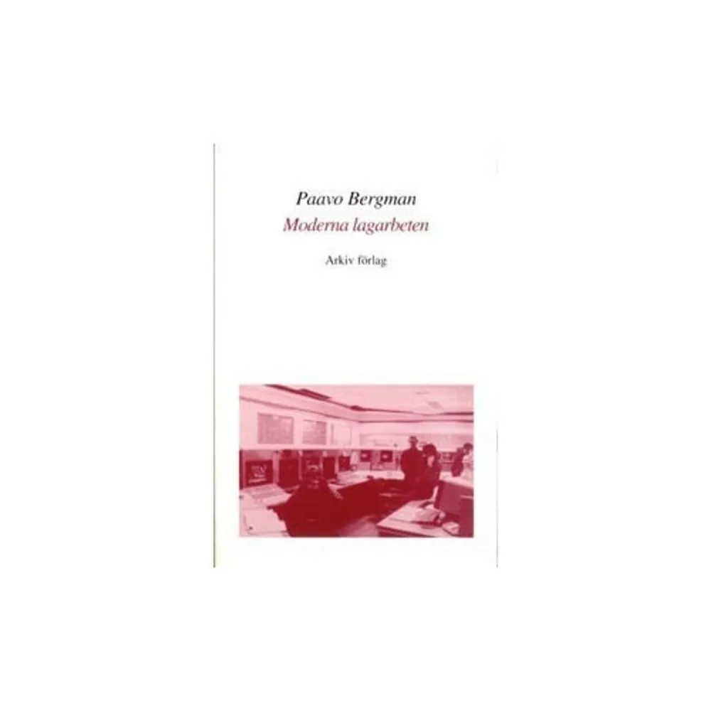 Det mänskliga arbetets roll i den automatiserade industrin har alltid varit en central fråga inom arbetssociologin. Den här boken belyser flera klassiska frågor inom detta område från 1950-talet och framåt. I centrum för analysen står stålindustrins stränggjutningsarbeten och den petrokemiska processindustrins högt automatiserade arbeten. Särskilt uppmärksammas det lagarbete som krävs då de stora och komplicerade anläggningarna ska bemästras. Arbetets kollektiva drag är också en utsiktpunkt från vilken kvalifikationskrav, handlingsutrymme och organisatorisk utformning skärskådas närmare. Författaren visar dessutom hur arbetslagen utifrån egna, gemensamma intressen hanterar såväl produktionens tekniska krav som de regler och förordningar som kommer från företagens ledningar. Paavo Bergmans grundliga undersökning ifrågasätter på avgörande punkter den hittillsvarande polariseringen inom arbetssociologin mellan de skolor som ensidigt hävdar att det moderna industriarbetet kännetecknas av antingen uppgradering eller nedgradering.    Format Häftad   Språk Svenska   Utgivningsdatum 1995-03-01   ISBN 9789179240806  . Böcker.