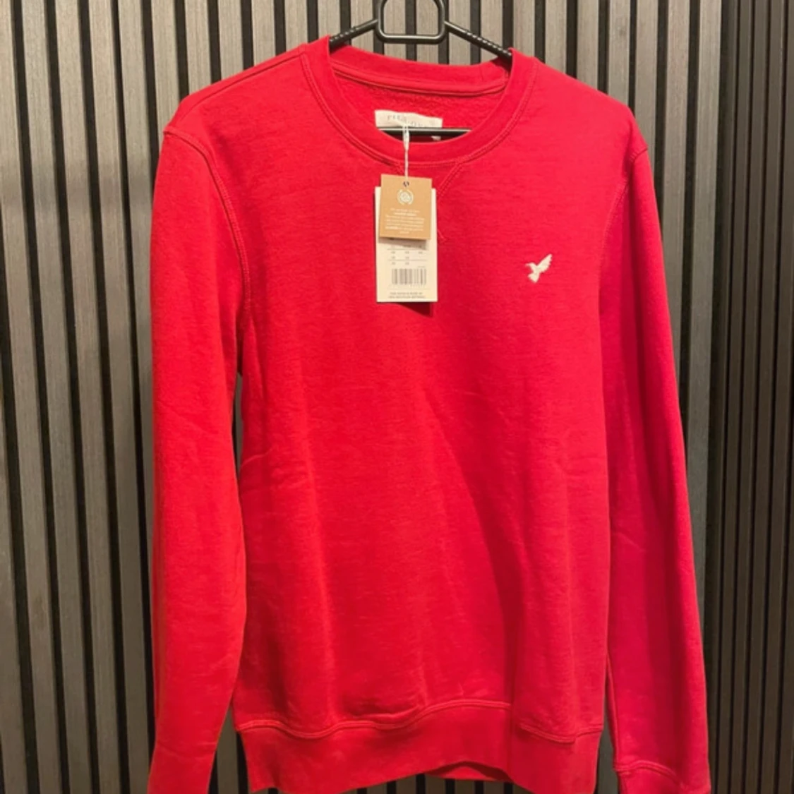 Röd tröja från Pier One