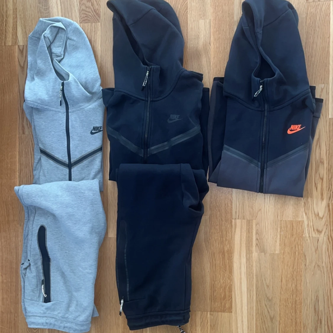 Nike tech fleece 