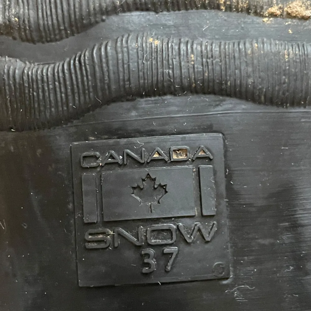 Gummistövlar från Canada Snow  Använda men inga håll, skador eller defekter som påverkar kvaliten  . Skor.