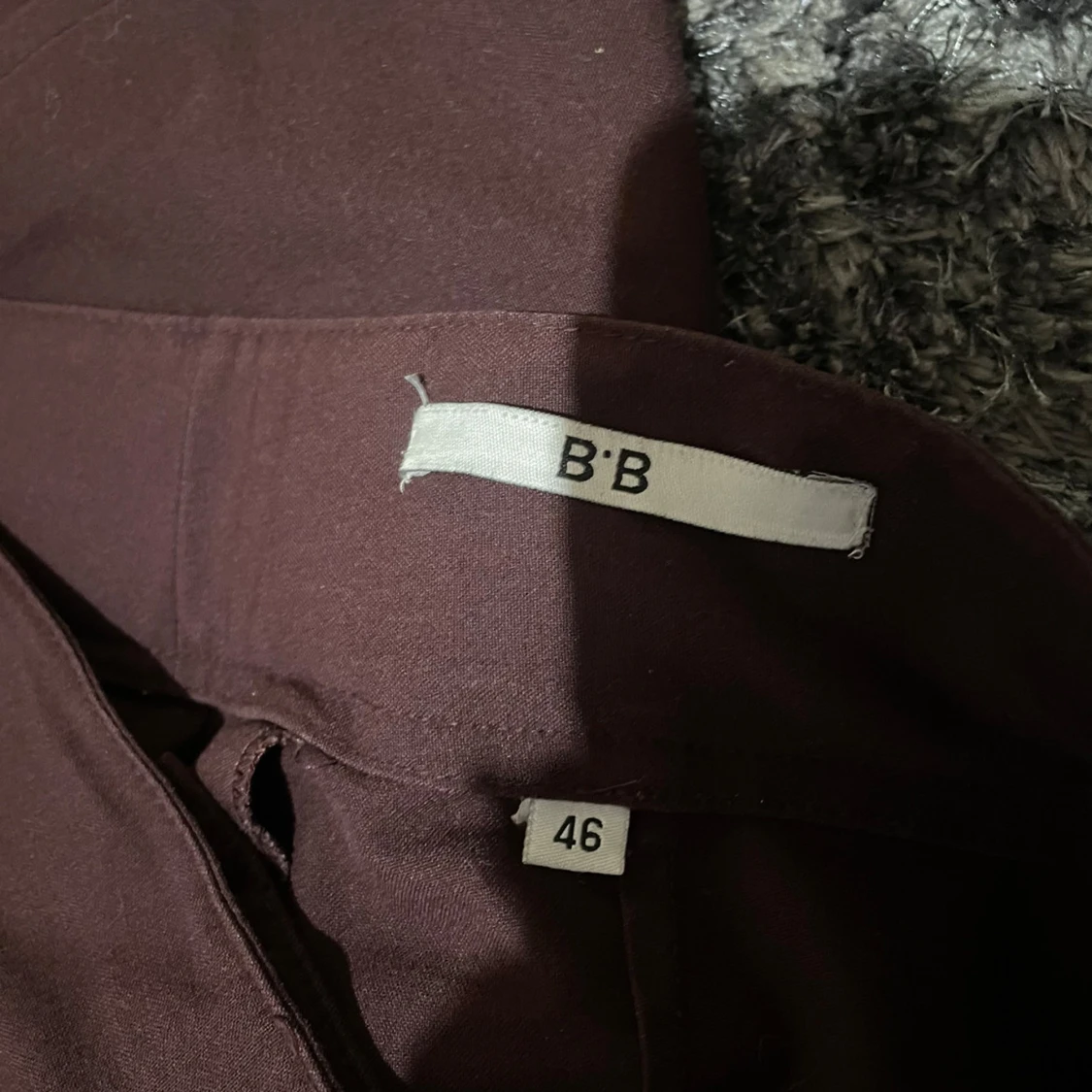 Bruna byxor från B:B - 91