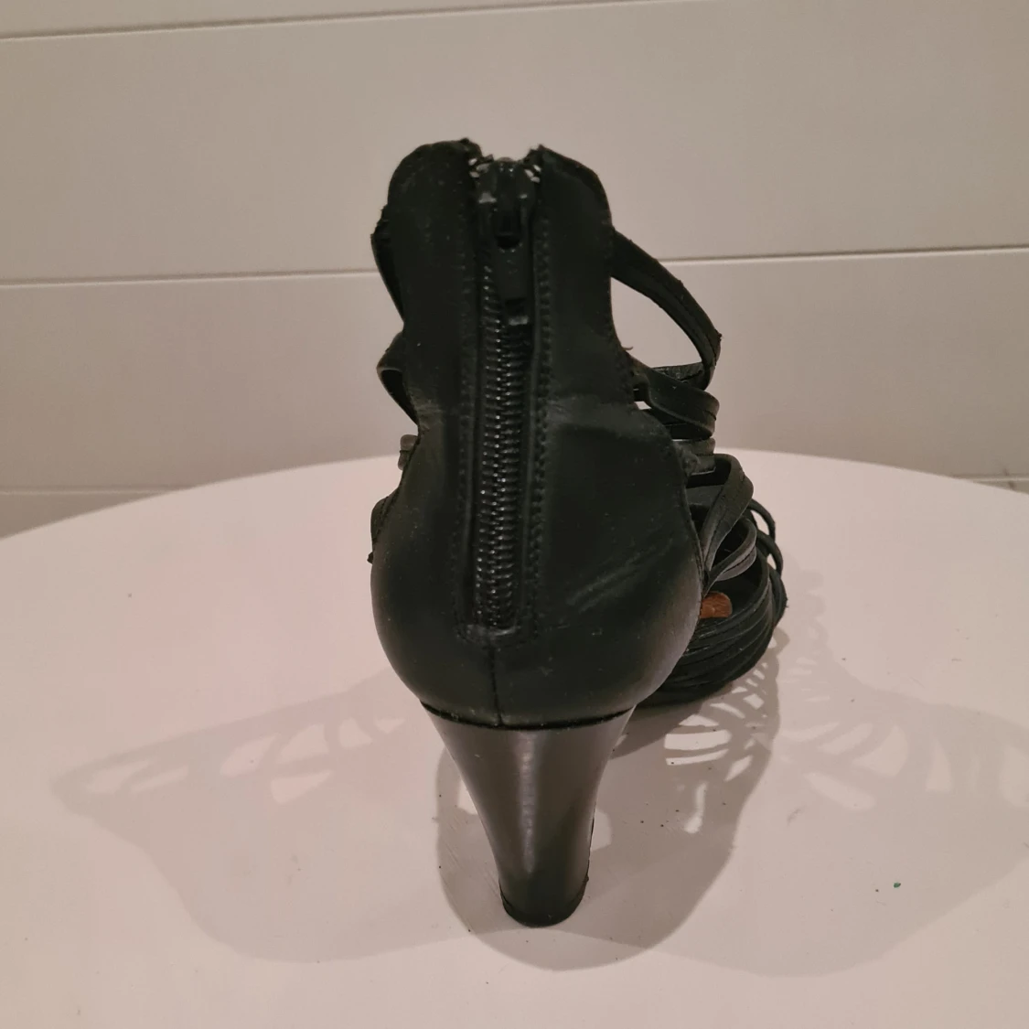 Svarta högklackade sandaler - 90