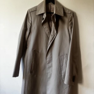 Trenchcoat tiger of Sweden - Storlek M