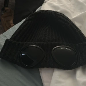 Cp Company mössa - Jättebra till vintern den är bara inte i min storlek