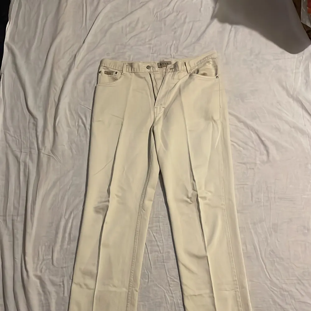  Helt ny Hugo boss  jeans som inte har använts . Farkut & Housut.