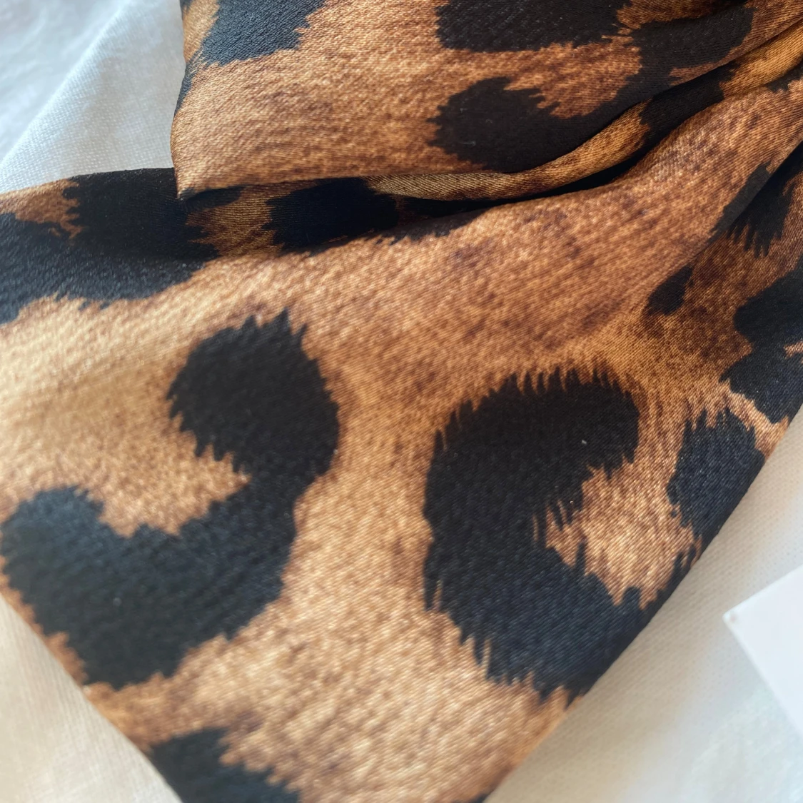 Leopard rosett hårklämma - 92