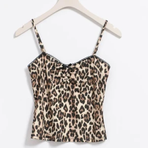 Leopard linne - Leopard Linnea från Gina i storlek s