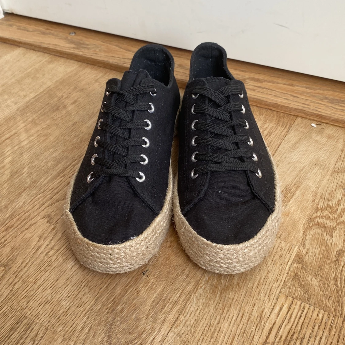 Svarta sneakers  - 90