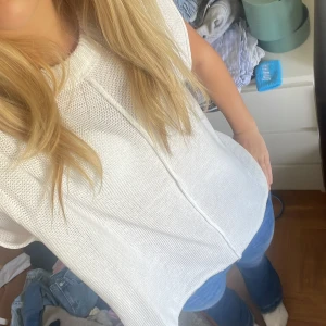 Softgoat liknande tröja - Säljer min Softgoat liknande tröja eftersom den inte kommer till användning och ligger bara i garderoben, den är helt ny aldrig använd!!