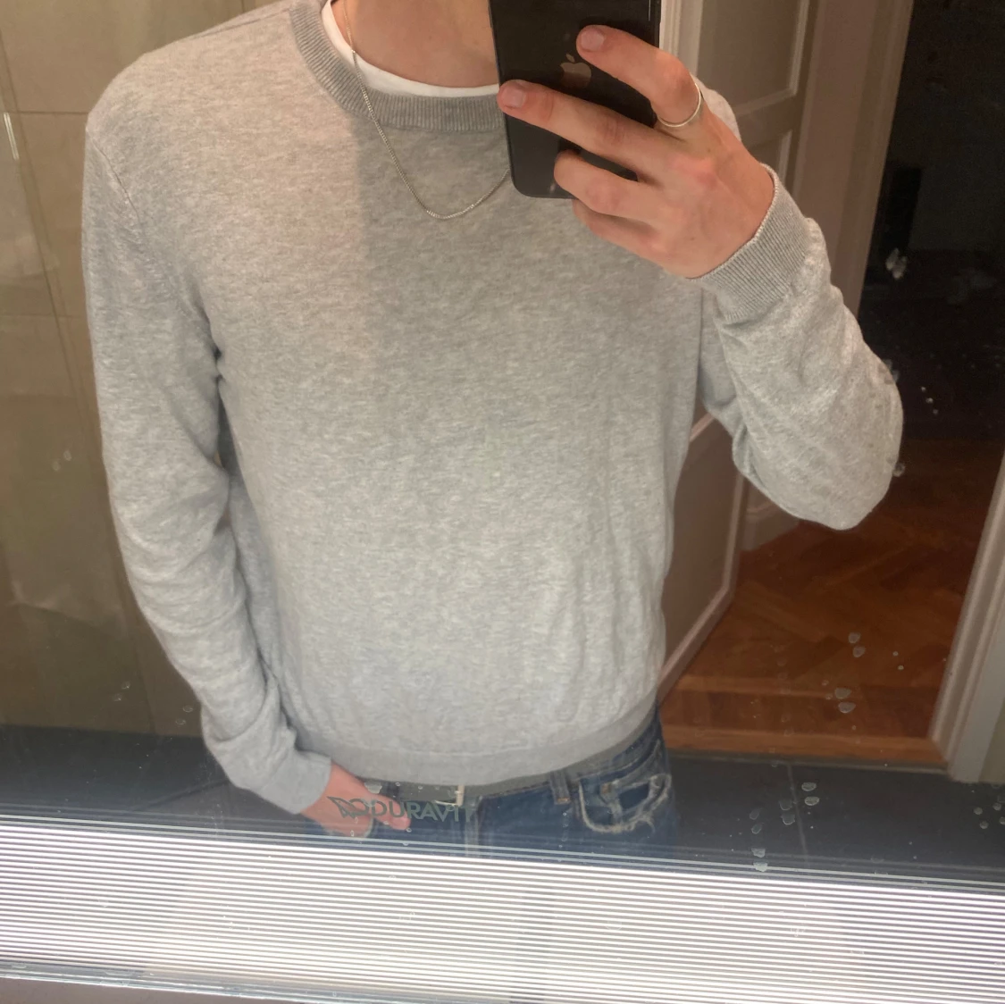 Ljus grå sweatshirt - 91