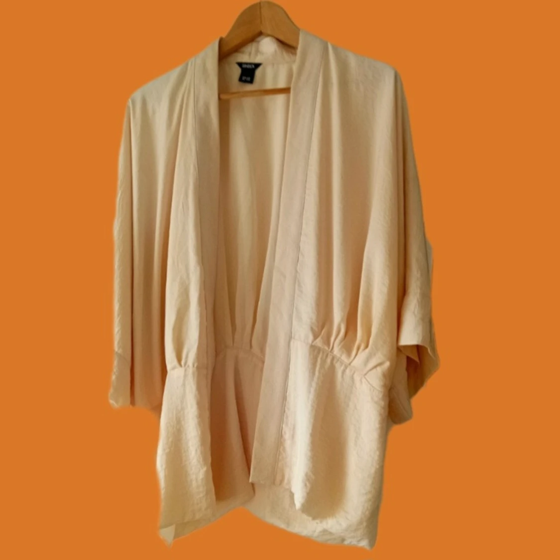 Creme färgad Blus kimono