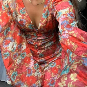 Adoore klänning - Superfin klänning från adoore. Storlek 34, helt ny💞