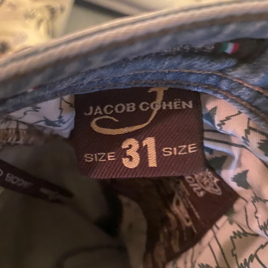 Ljusblå slim fit 622 Jacob Cohen Jeans - 92