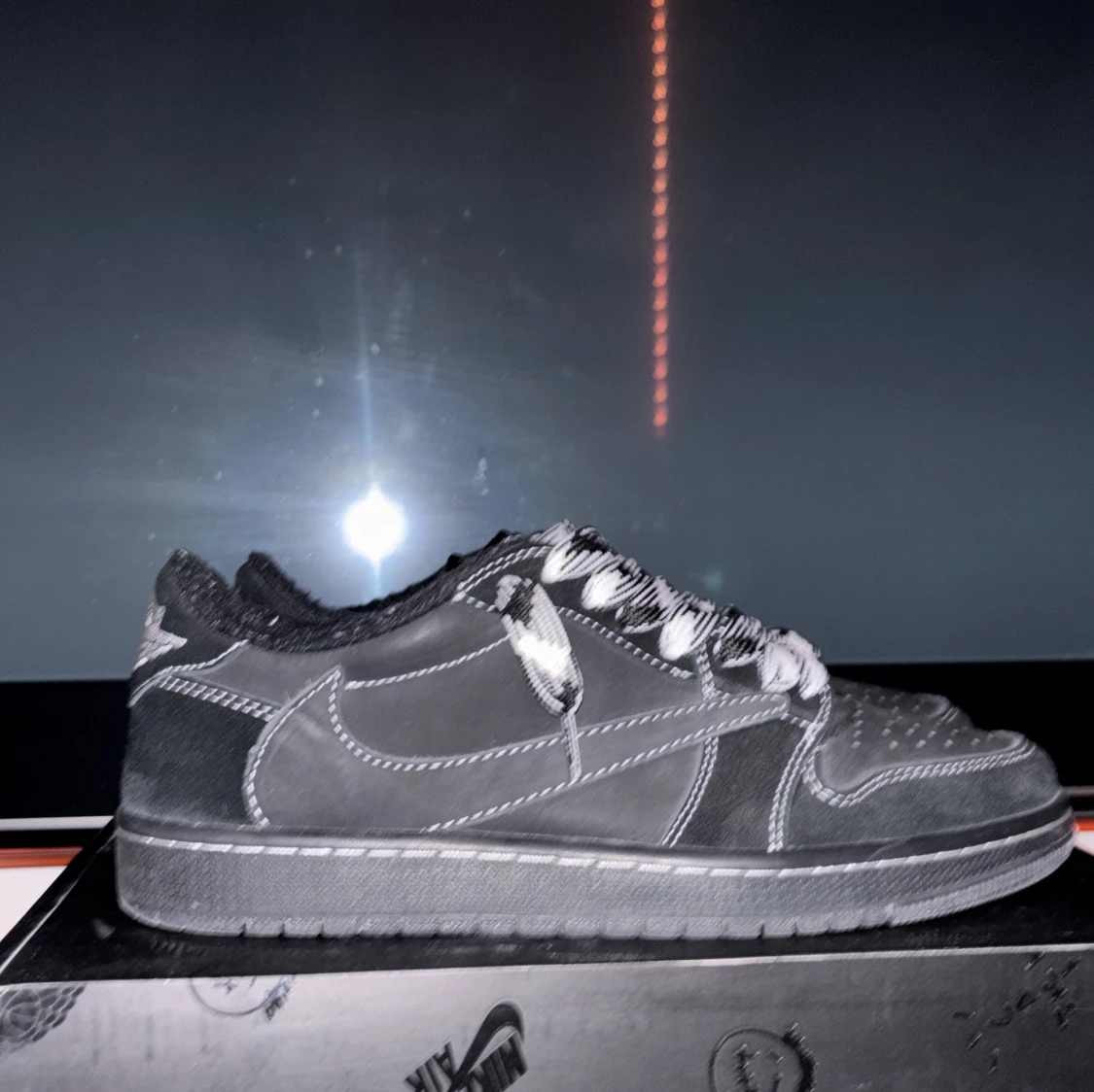 Travis scott jordan 1s phantom - 90