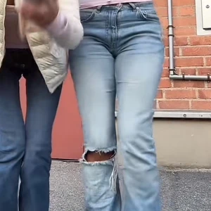 Slutsålda gina jeans - Aldrig använda, säljer pga de va för små. Köpte fr plick