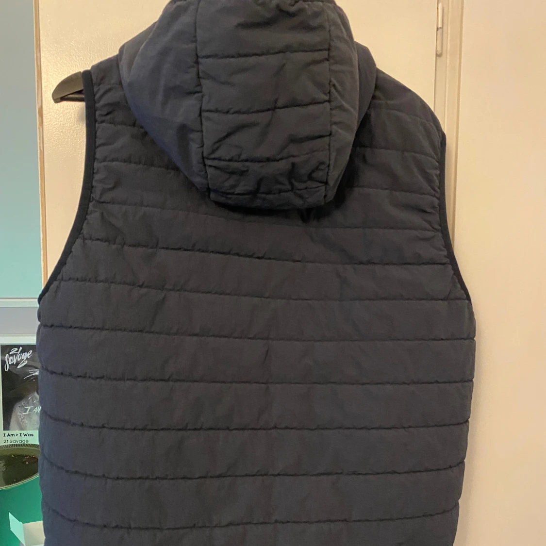 Blå quiltad väst från Tommy Hilfiger - 2