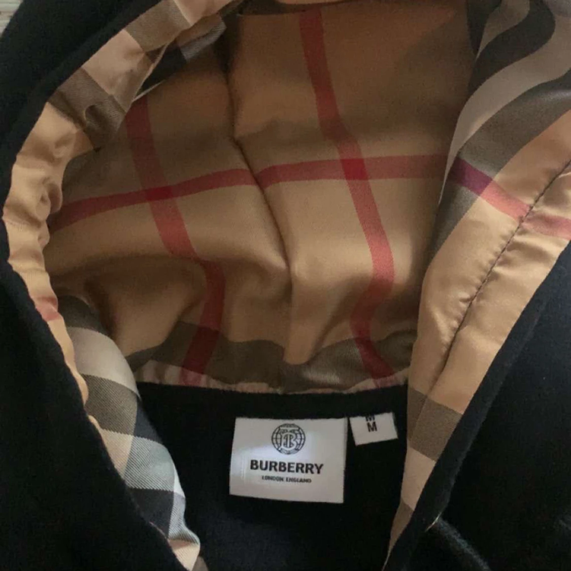 Svart hoodie från Burberry - 2