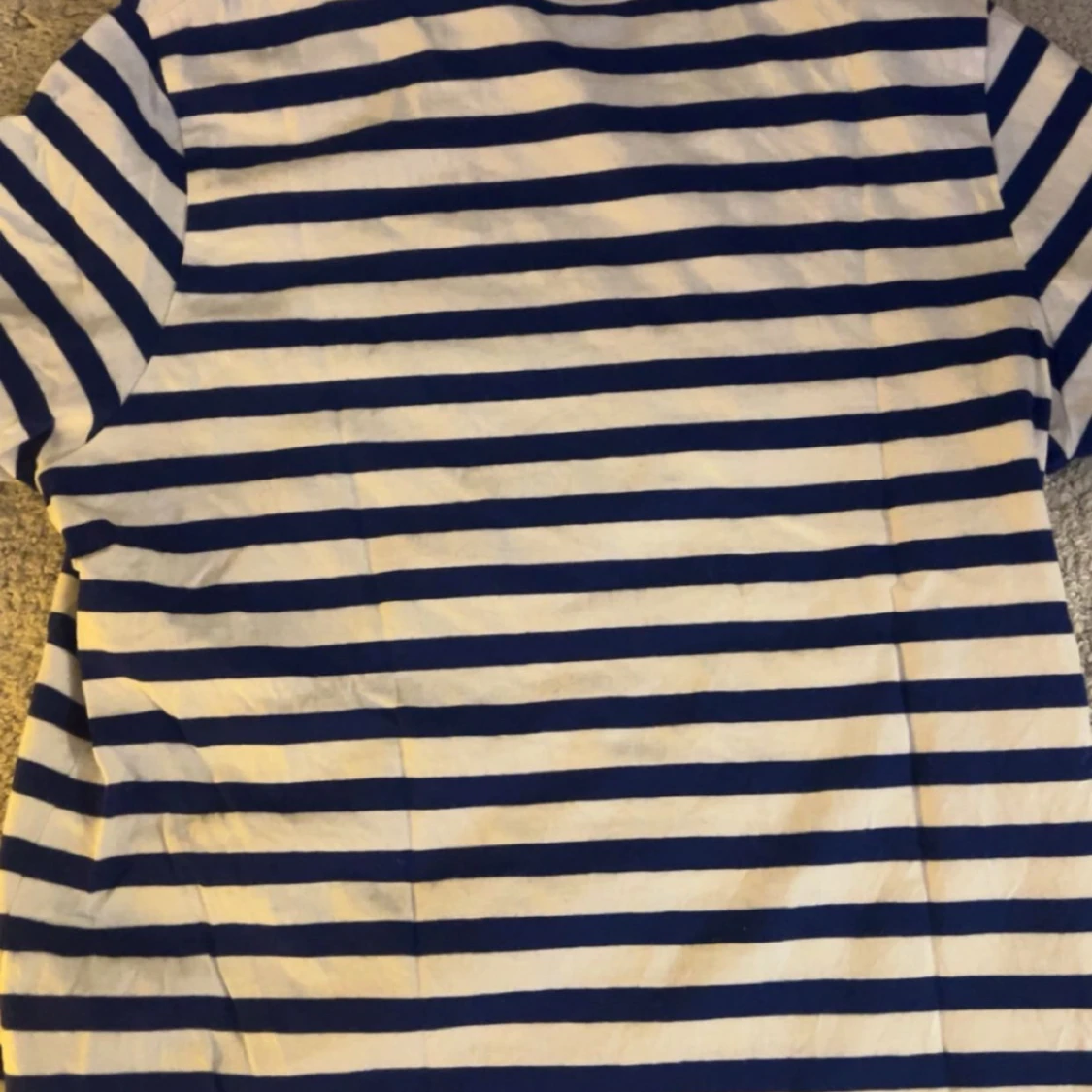 Supersöt randig T-shirt  - 1