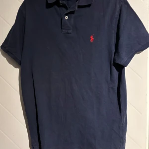 Ralph Lauren pike  - Ralph Lauren pike| skick 9/10| storlek M| skriv för mer info🙌🏼