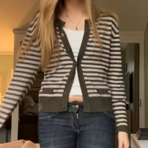 Randig kofta  - Fin kofta i strl s-m🩷