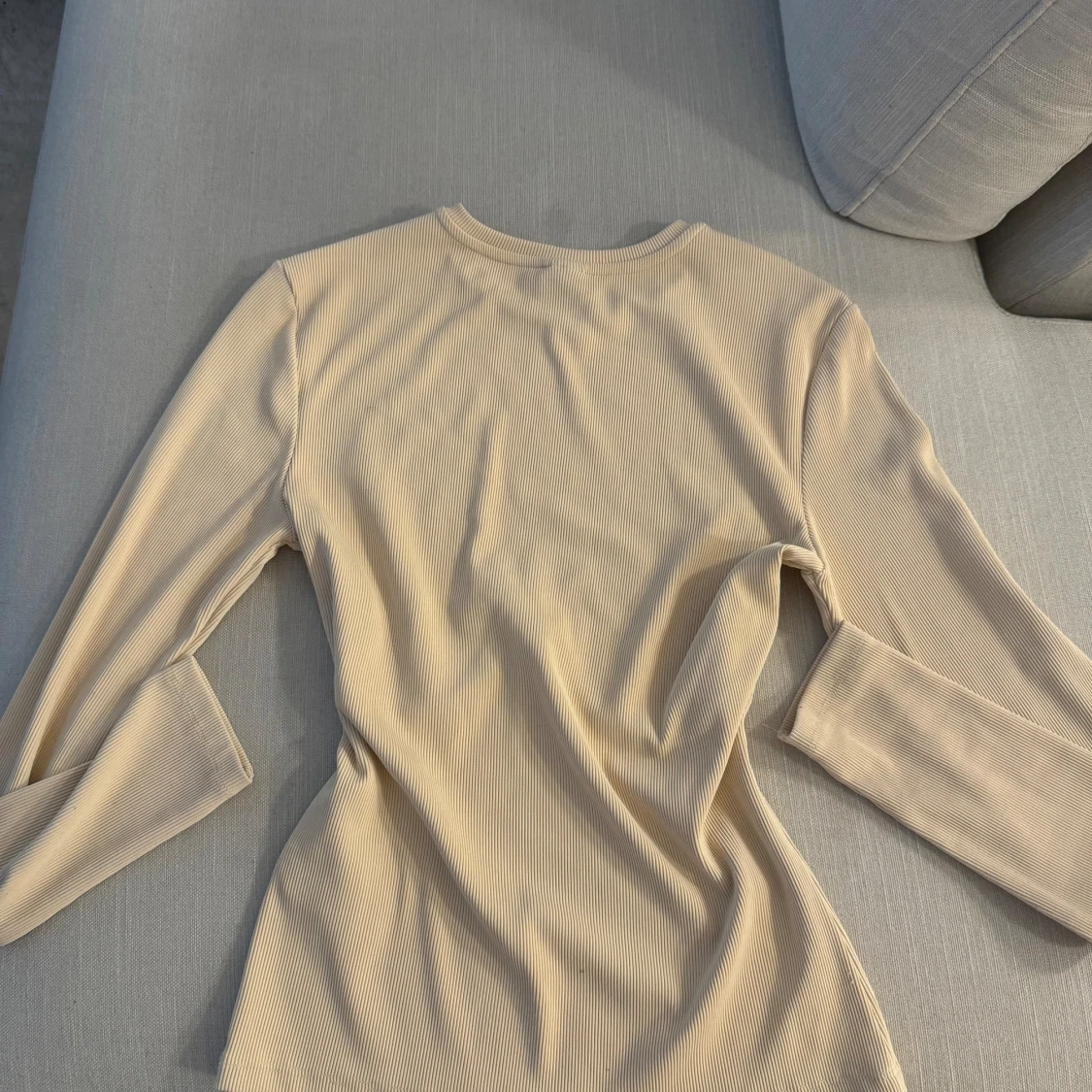 beige långärmad tröja - 90