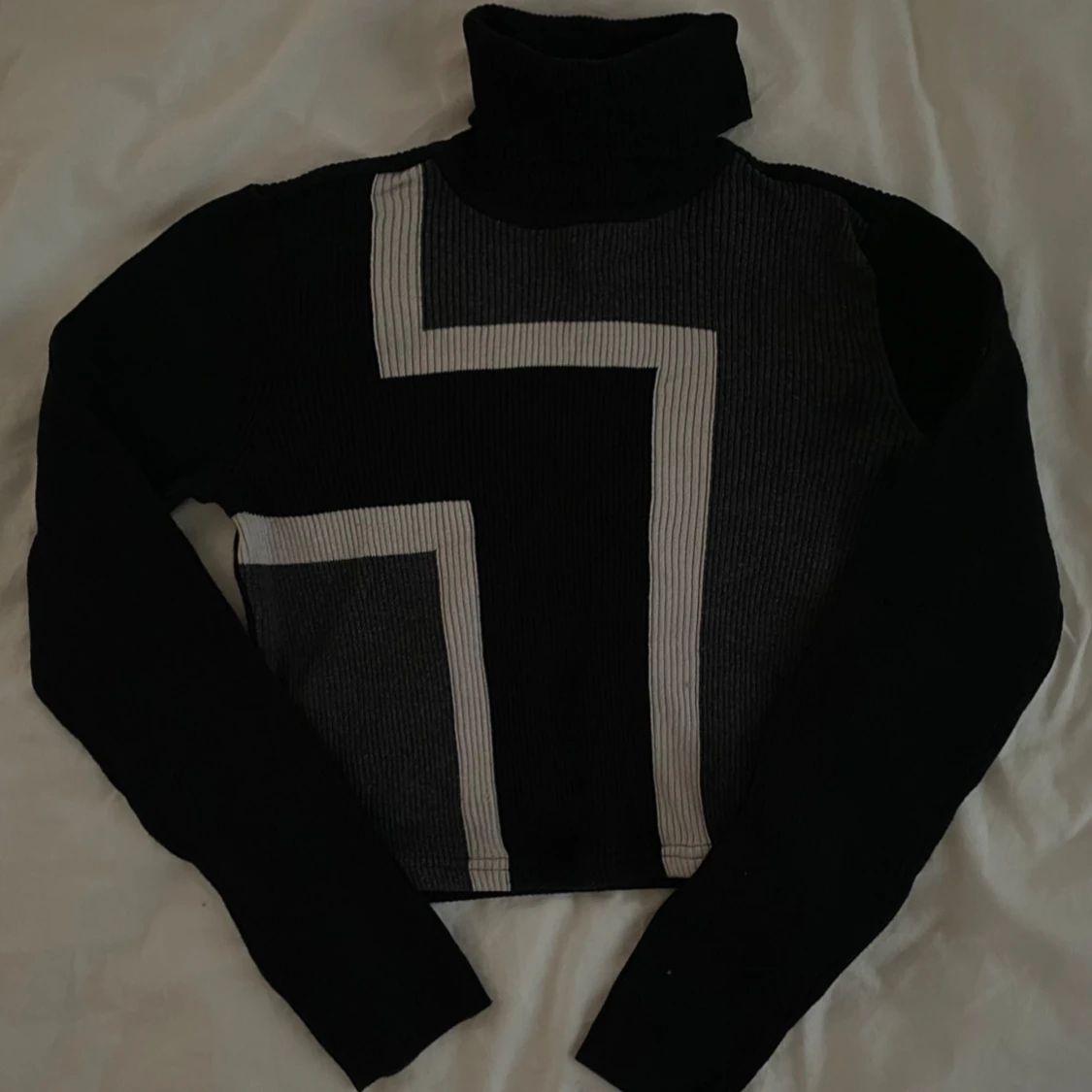 Långärmad croptop med turtleneck