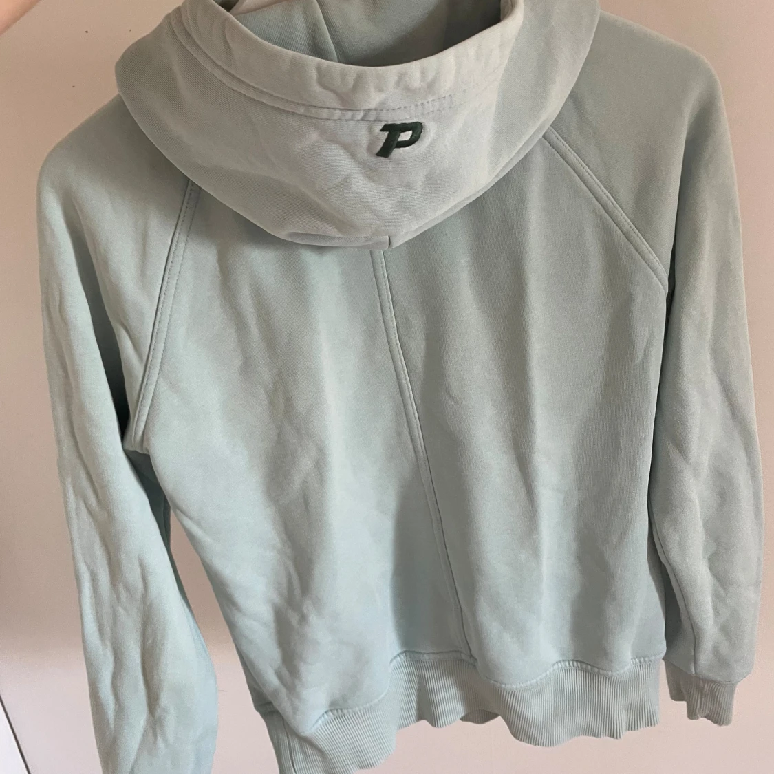 Ljusblå hoodie från Peak Performance - 92