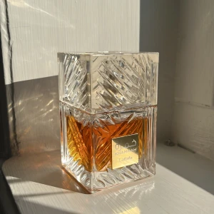 Lattafa Khamrah - 95/100 ml kvar, kan diskutera pris vid snabb affär!