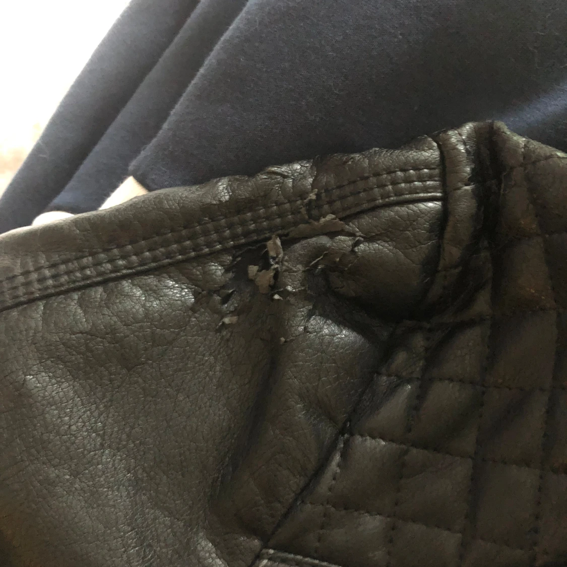 Svart läderjacka  - 92