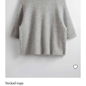 Other stories - Other stories tröja i jätte bra sick, säljer för att den inte kommer till användning längre, nypris 790 kr💕