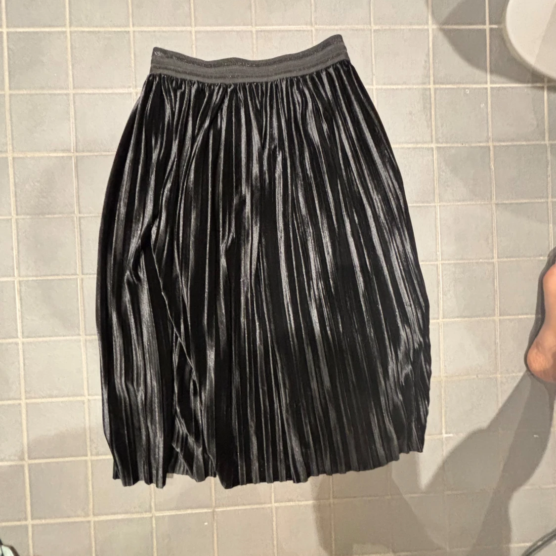 Plisserad sammetskjol - 91