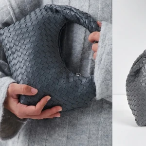 Flätad väska - Säljer min flätade, bottega liknande väska från Gina tricot som tyvär inte kommit till användning. Snygg och rymmer mycket❤️