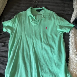 Ralph lauren T-shirt ljusgrön - Polo Ralph lauren t-shirt ljusgrön.