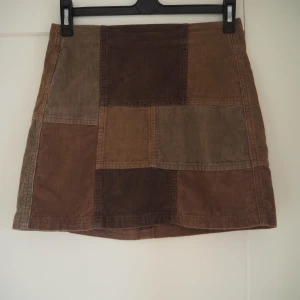 Minikjol i manchestertyg - Supersöt minikjol i manchestertyg!🩷🩷 