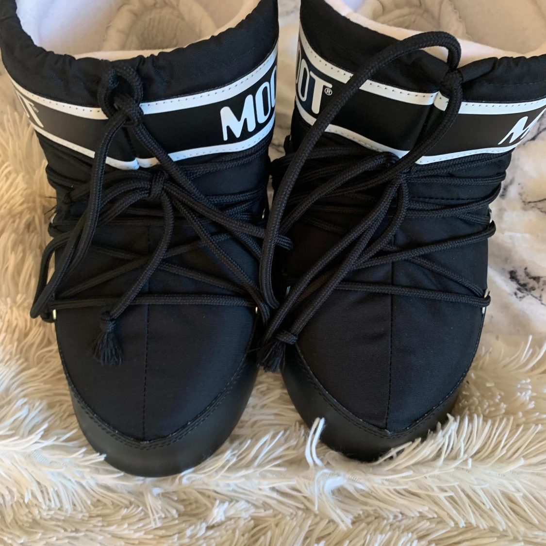 Svarta Moon boot  - 93