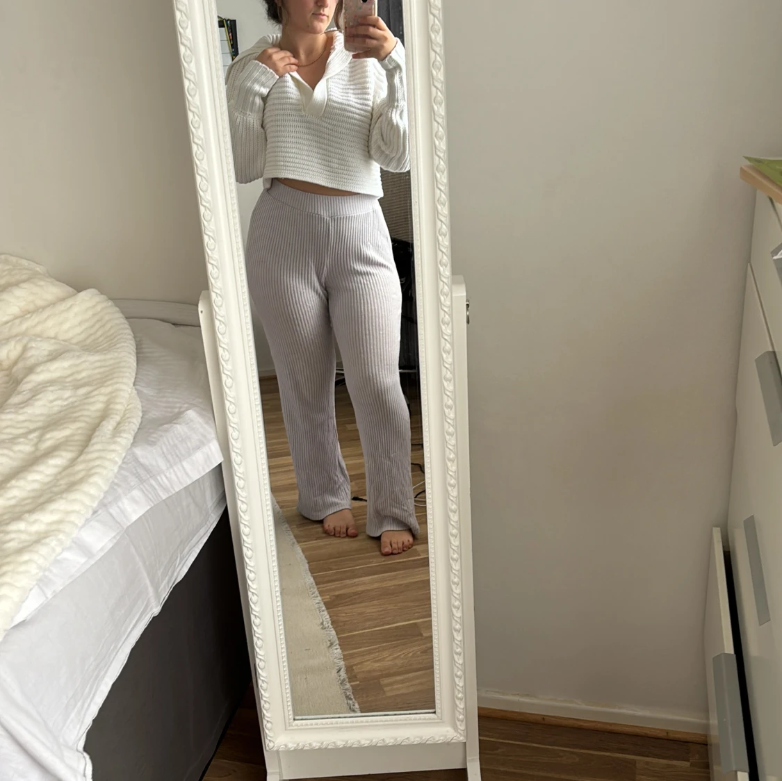 Vit stickad croppad tröja - 90