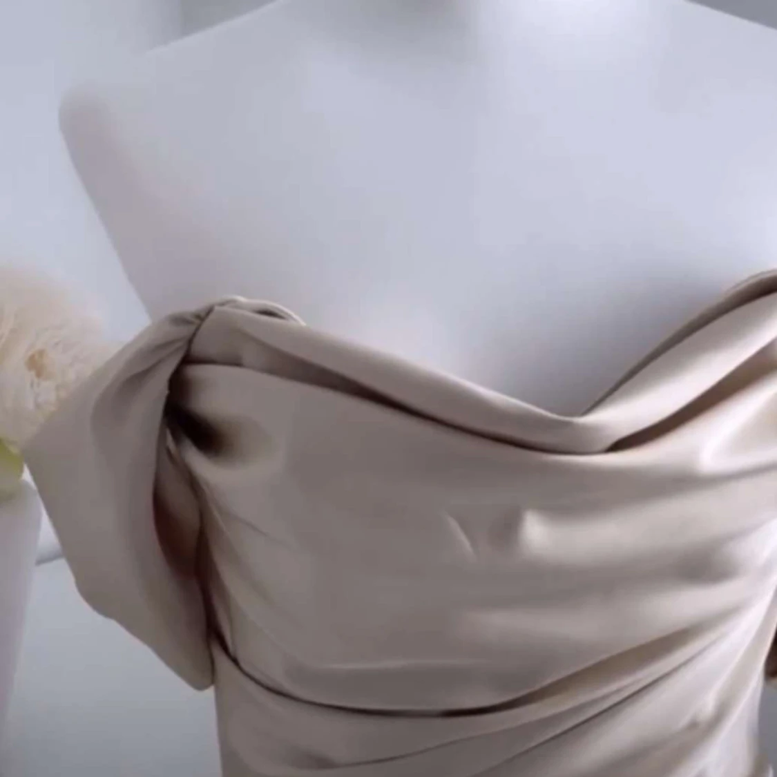 Fest klänning  - 91