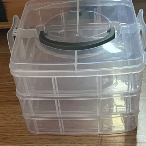 Sorteringslådor - Behöver bli av med det så vid intresse snabb affär 