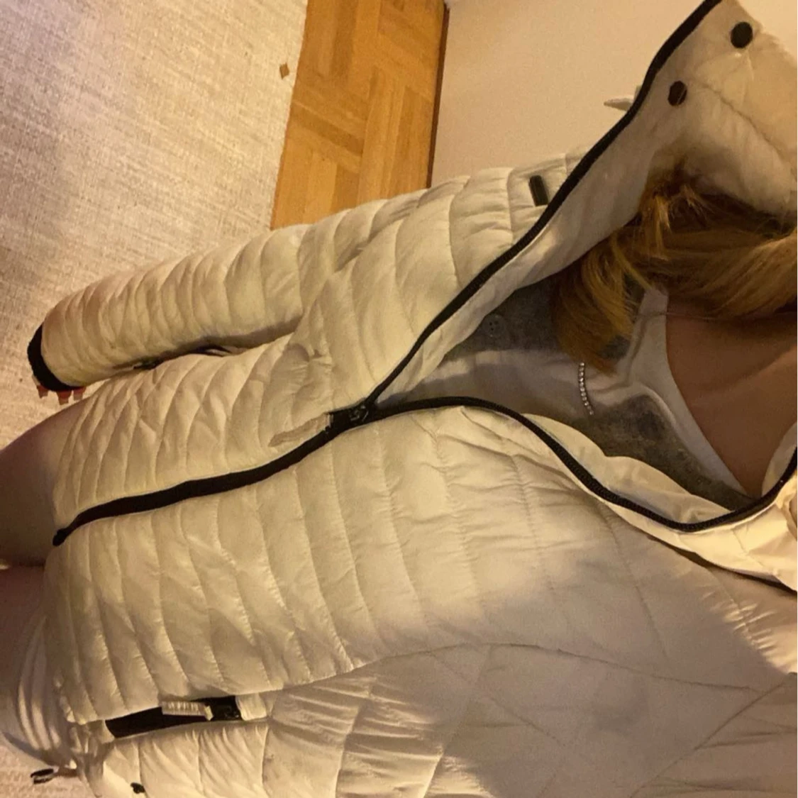 Offwhite pufferjacka från Marikoo - 92