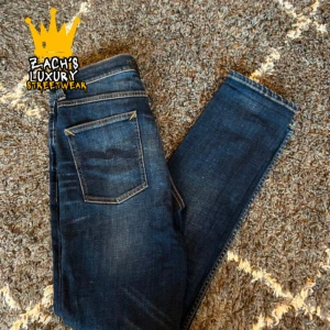 Nudie Jeans helt ny utan prislapp  - Nudie Jeans av modellen Lean Dean, Storlek: 31/32 - Skicket på jeansen är väldigt bra utan defekter - 10/10 - mitt pris: 499 - Nypris: 1599kr