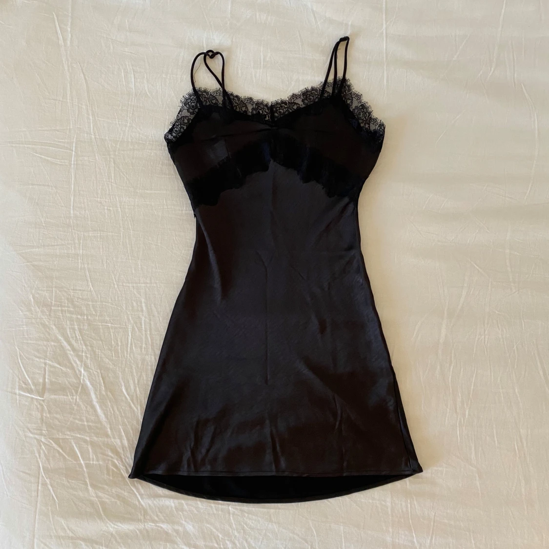 Satin spets miniklänning