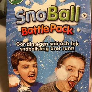Snöbollskrig  - Kolla gärna in mina andra annonser för samfrakt! 