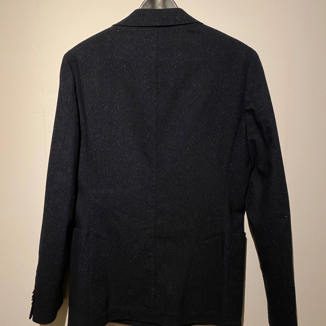 dubbelknäppt kavaj från Oscar Jacobsson - 27