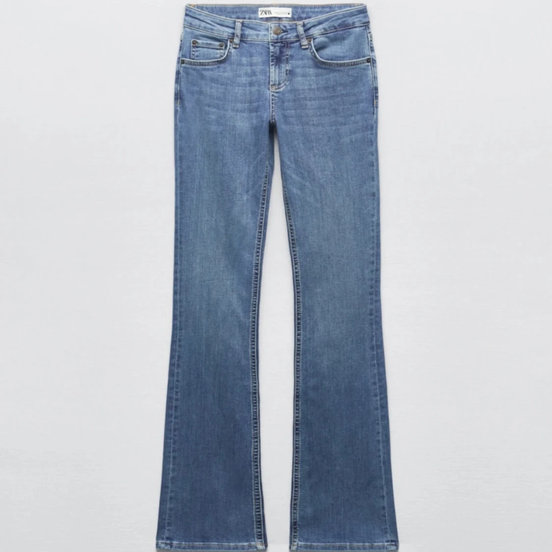 Blå bootcut jeans - 90