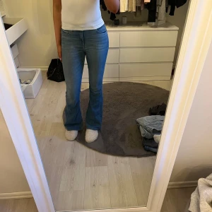 Lee jeans - Superfina lee jeans. Storlek 29/33. Skriv vid frågor💕