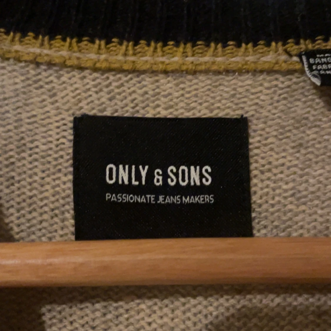 Beige tröja från Only & Sons - 1