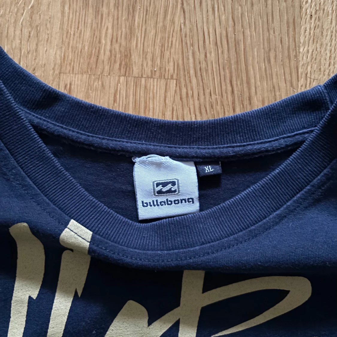 Svart långärmad tröja från Billabong - 2