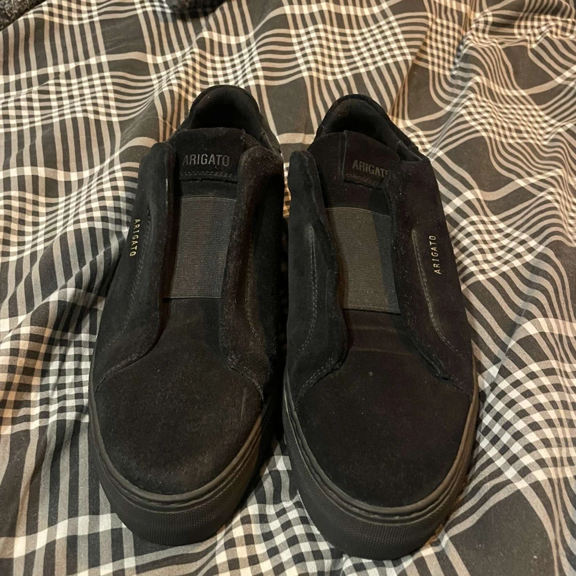 Svarta sneakers från Axel Arigato - 1